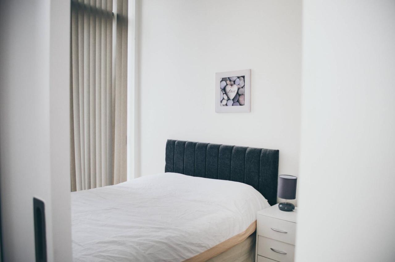 Penthouse In Liverpool City Centre - Free Parking - Balcony - By Happy Days エクステリア 写真